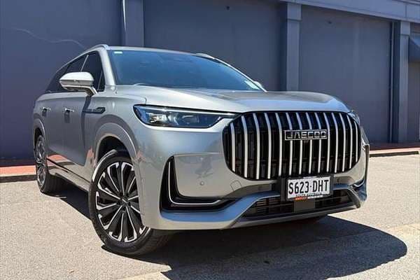 2025 OMODA JAECOO J8