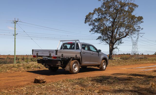 Small BT 50 XS CAB CHASSIS SIlver0H9A1640